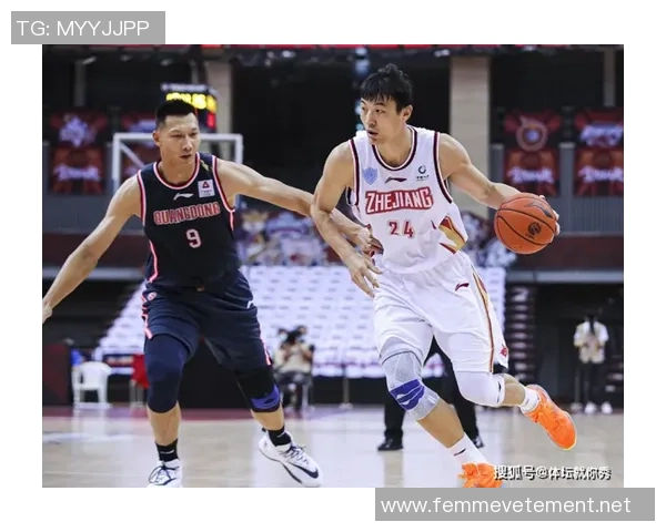 杭州羽毛球队与上海羽毛球队赛后复盘分析比赛节奏与战术对决