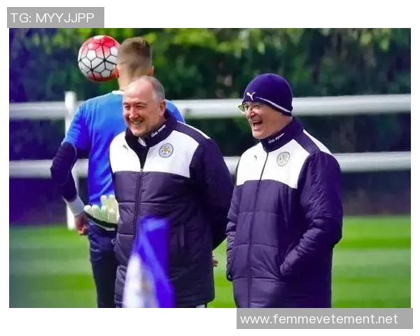 球探眼中的足球明星揭秘他们的成长历程与辉煌成就 球探眼中的足球明星揭秘他们的成长历程与辉煌成就