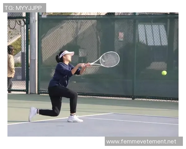 西安网球队在城市联赛中以85分强势领跑积分榜,展现出色竞技状态 西安网球队在城市联赛中以85分强势领跑积分榜,展现出色竞技状态